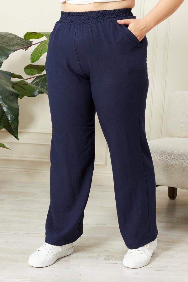 Beli Lastikli Geniş Paça Büyük Beden Lacivert Pantolon