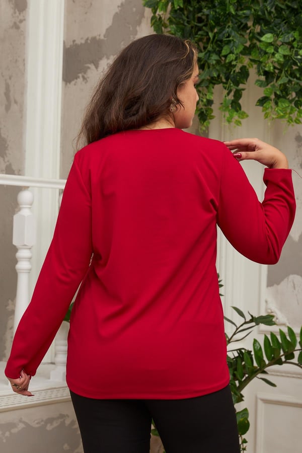 ÖN ZİNCİR AKSESUARLI BÜYÜK BEDEN BLUZ