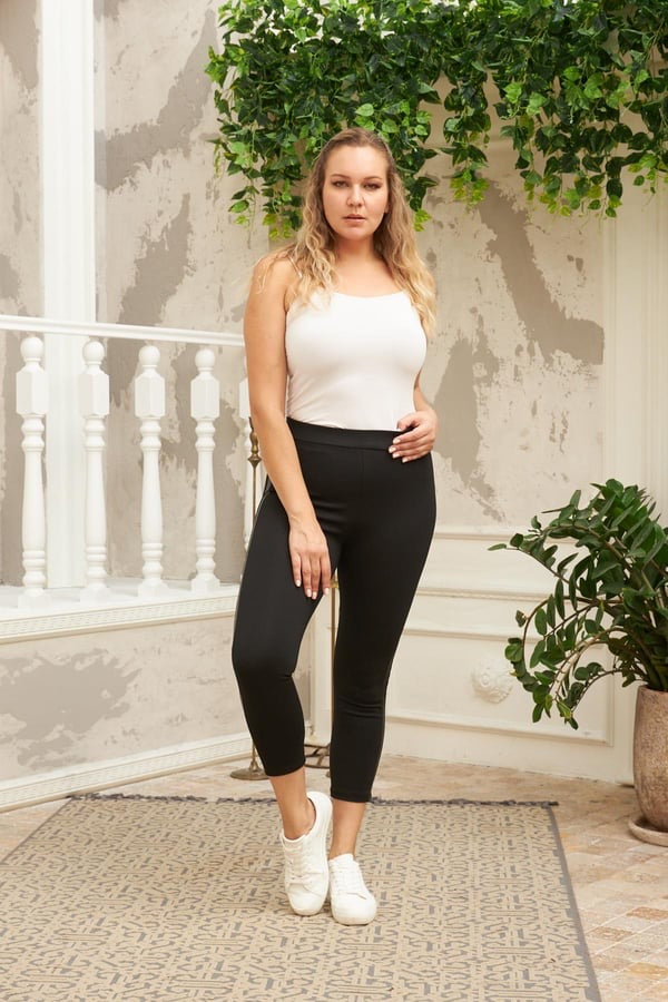 BÜYÜK BEDEN DERİ GARNİLİ SİYAH TAYT PANTOLON