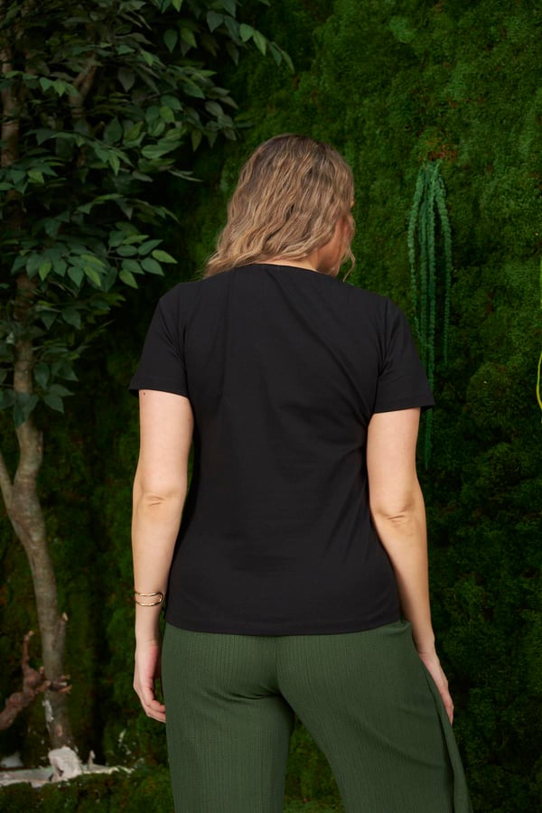 BÜYÜK BEDEN BİSİKLET YAKA TİŞÖRT