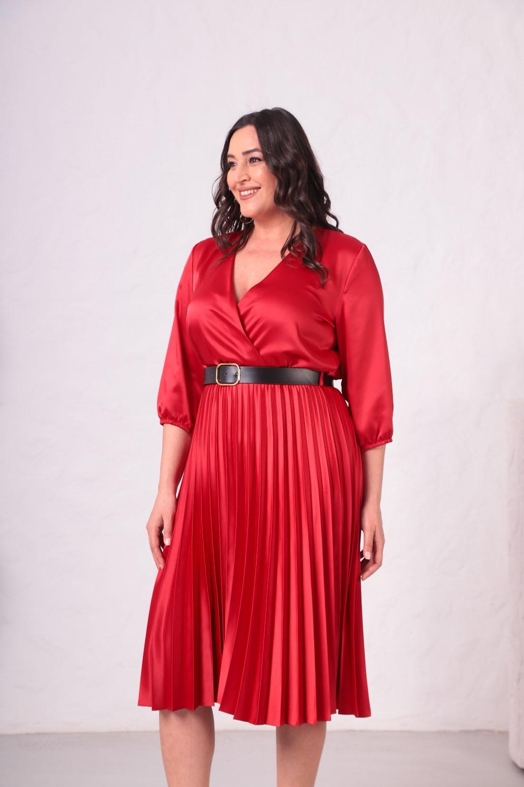 BÜYÜK BEDEN SATEN ELBİSE