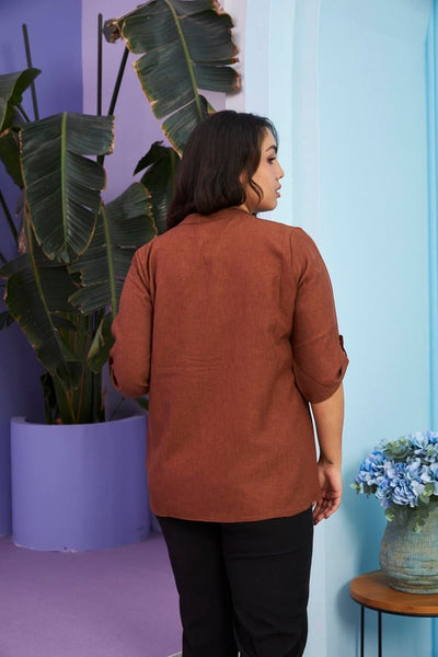 BÜYÜK BEDEN CEP KAPAK TAŞ DETAYLI GÖMLEK