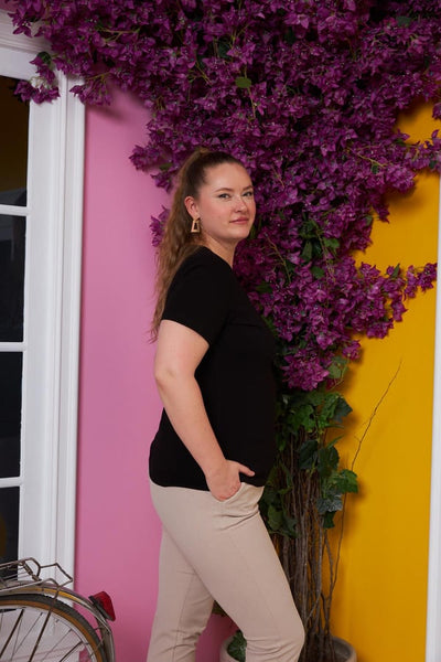 BÜYÜK BEDEN V YAKA TİŞÖRT