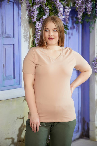 BÜYÜK BEDEN V YAKA TİŞÖRT